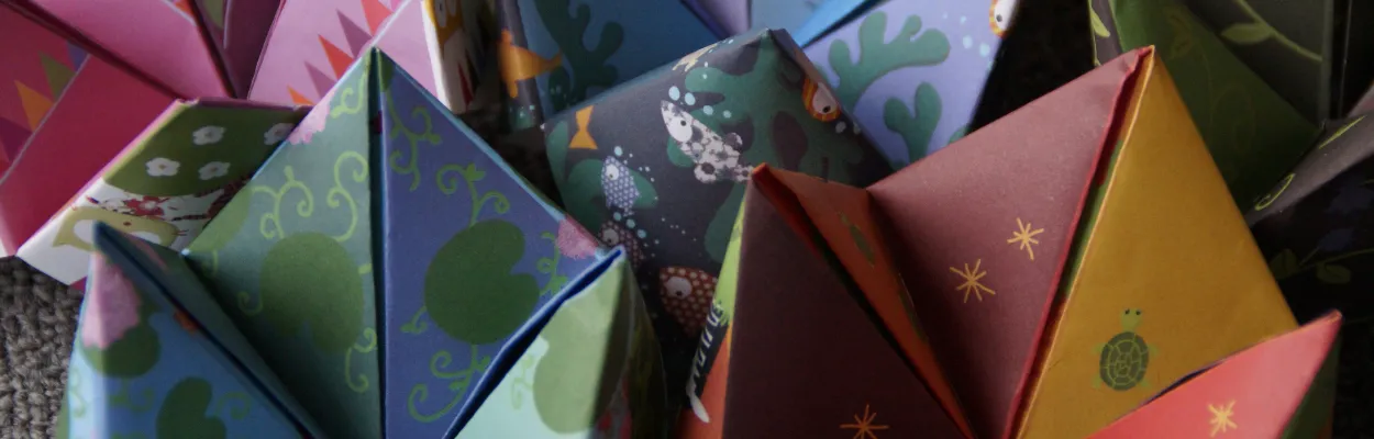 Kwiaty origami kolorowe