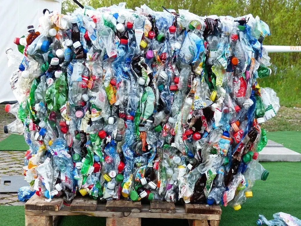  recykling opakowań w pigułce, surowce wtórne, przetwórstwo surowców wtórnych, zero waste, obieg zamknięty, recykling tworzyw sztucznych