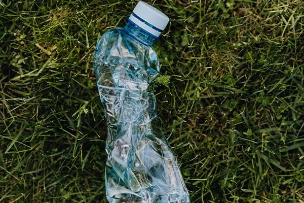 plastikowe-opakowanie-jako-odpad