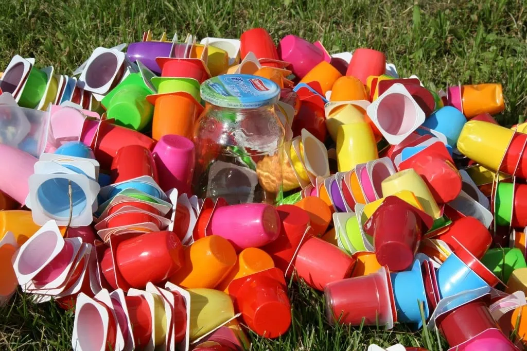 upcykling, upcycling, sposób na wykorzystanie plastikowych kubków