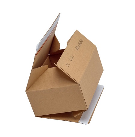 pudełko-kartonowe-z-paskiem-klejacym