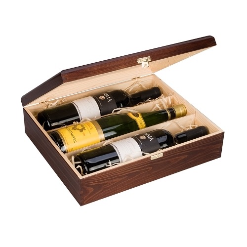 brązowe pudełko na wino