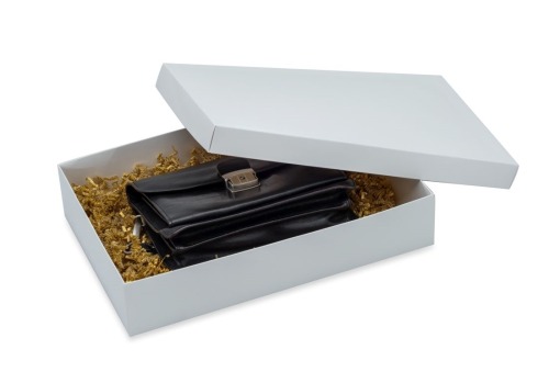 białe pudełko laminowane z wieczkiem