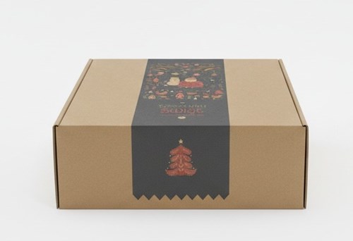 Karton fasonowy kraftowy z nadrukiem świątecznej winety, idealny do pakowania prezentów i paczek.