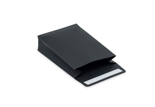 Czarna koperta kartonowa