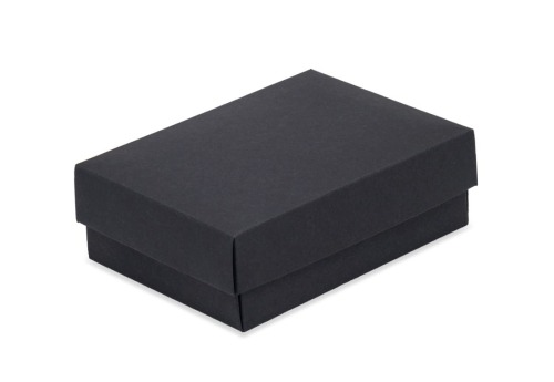 czarne pudełko kartonowe