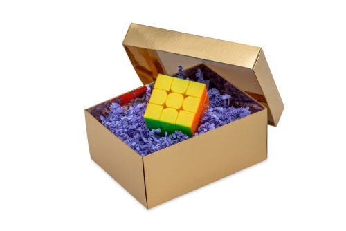 Złote pudełko laminowane