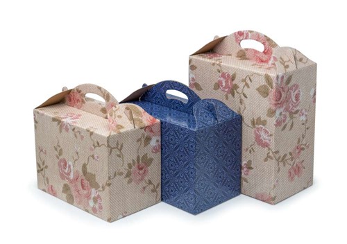 Pudełko z uchwytem F217 300x180x220 ozdobne kwiaty