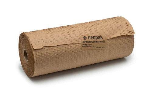 Kraftowy papier nacinany - leżąca rolka