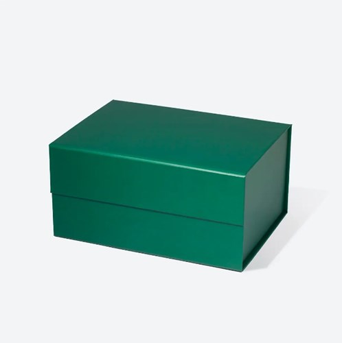 Ciemnozielone pudełko magnetyczne Deep B6 203×152×102 mm z zamknięciem magnetycznym z połowiczną klapą.