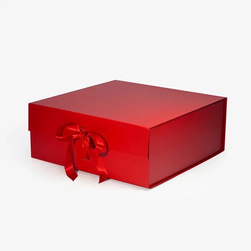 Czerwone pudełko magnetyczne premium ze wstążką 380×380×150 mm
