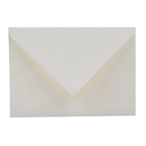 kremowa koperta ozdobna
