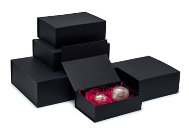 Pudełko Magnetyczne Czarne 350x250x100mm A4 Zamykane Na Magnes Ozdobne