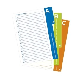 Niebieski segregator do przechowywania akt osobowych