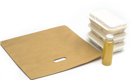 Papierowa torba cateringowa i pojemnik na jedzenie