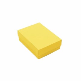 żółte opakowanie tekturowe