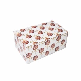 Pudełko kartonowe z motywem świątecznym o wymiarach 250x150x100