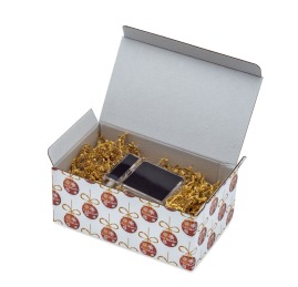 Pudełko kartonowe z motywem świątecznym o wymiarach 250x150x100