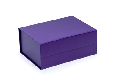 pudełko-na-magnes-w-glebokim-fioletowym-kolorze-a5