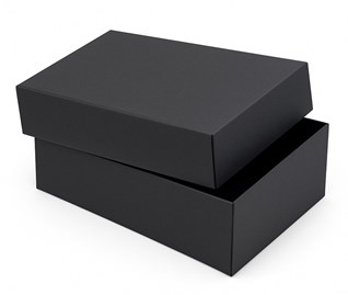 czarne pudełko tekturowe