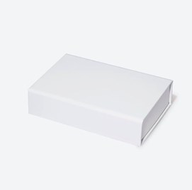 Białe pudełko magnetyczne 152×102×38 mm B7