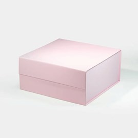 pudelko-magnetyczne-srednie-kwadratowe-rozowe.jpg