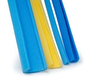 Narożnik polietylenowy w różnych kolorach